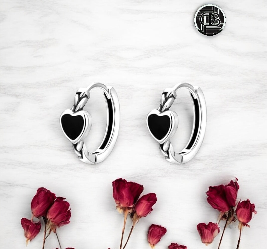 Onyx Twist Heart Hoops