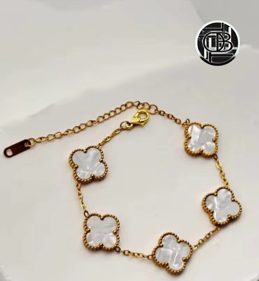 Clover bracelet